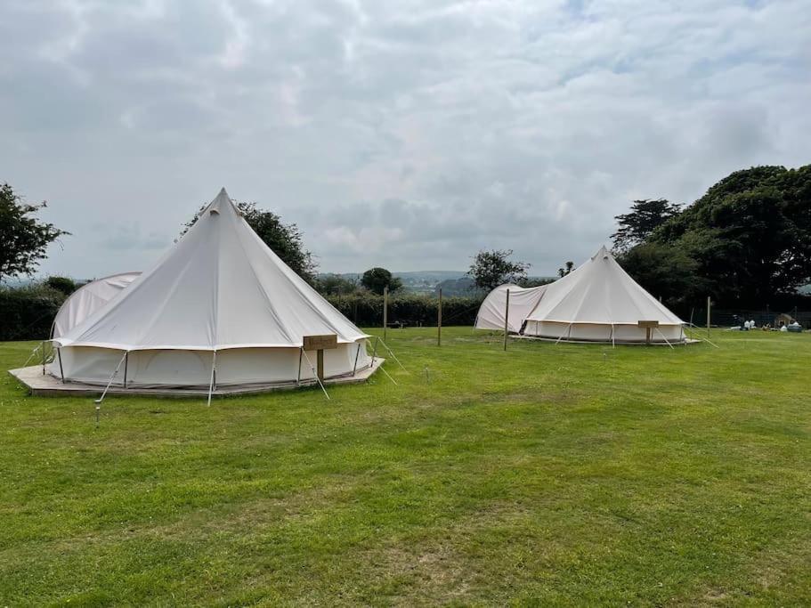 Cox Hill Glamping Badger Hotel ทรูโร ภายนอก รูปภาพ